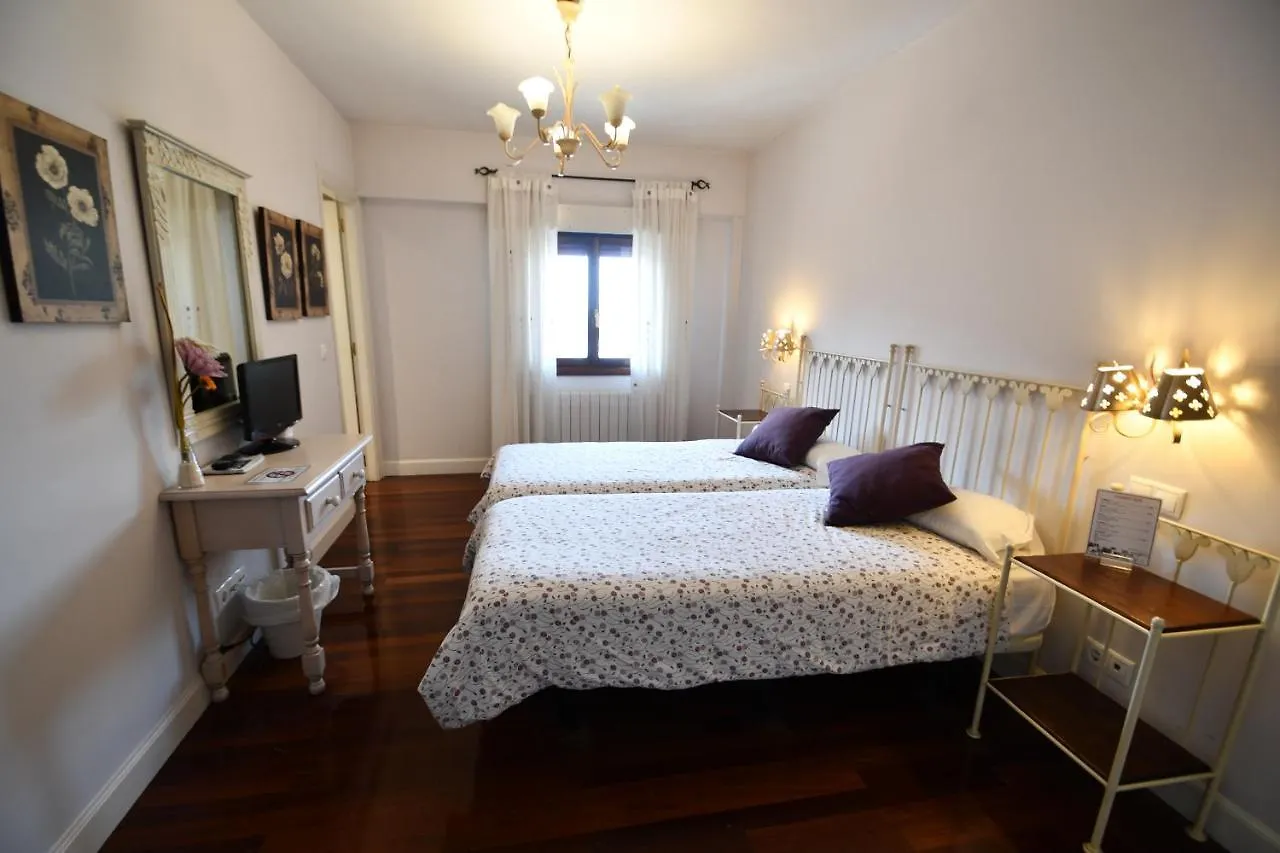 Hotel Kaia Zierbena