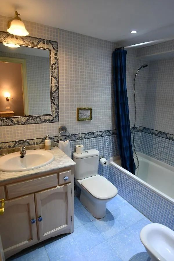 Hotel Kaia Zierbena 2*,