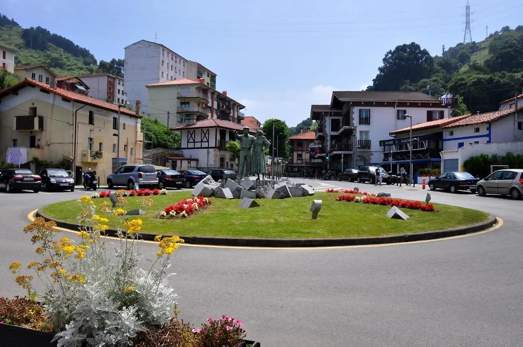 Hotel Kaia Zierbena 2*,