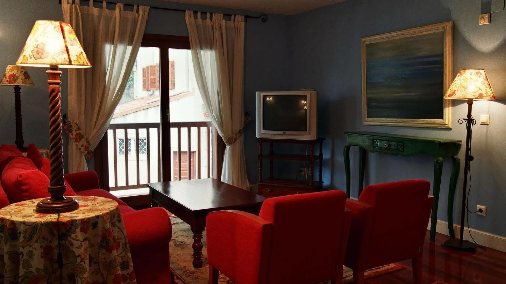 Hotel Kaia Zierbena